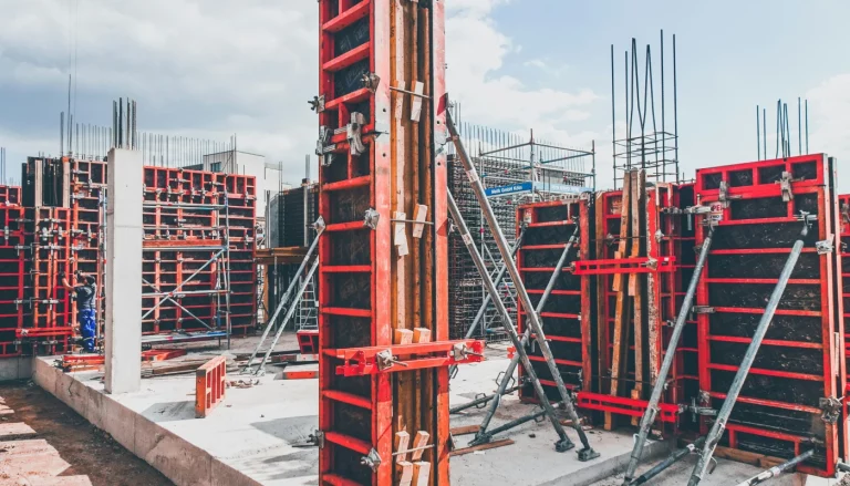 Comment planifier efficacement votre budget de construction